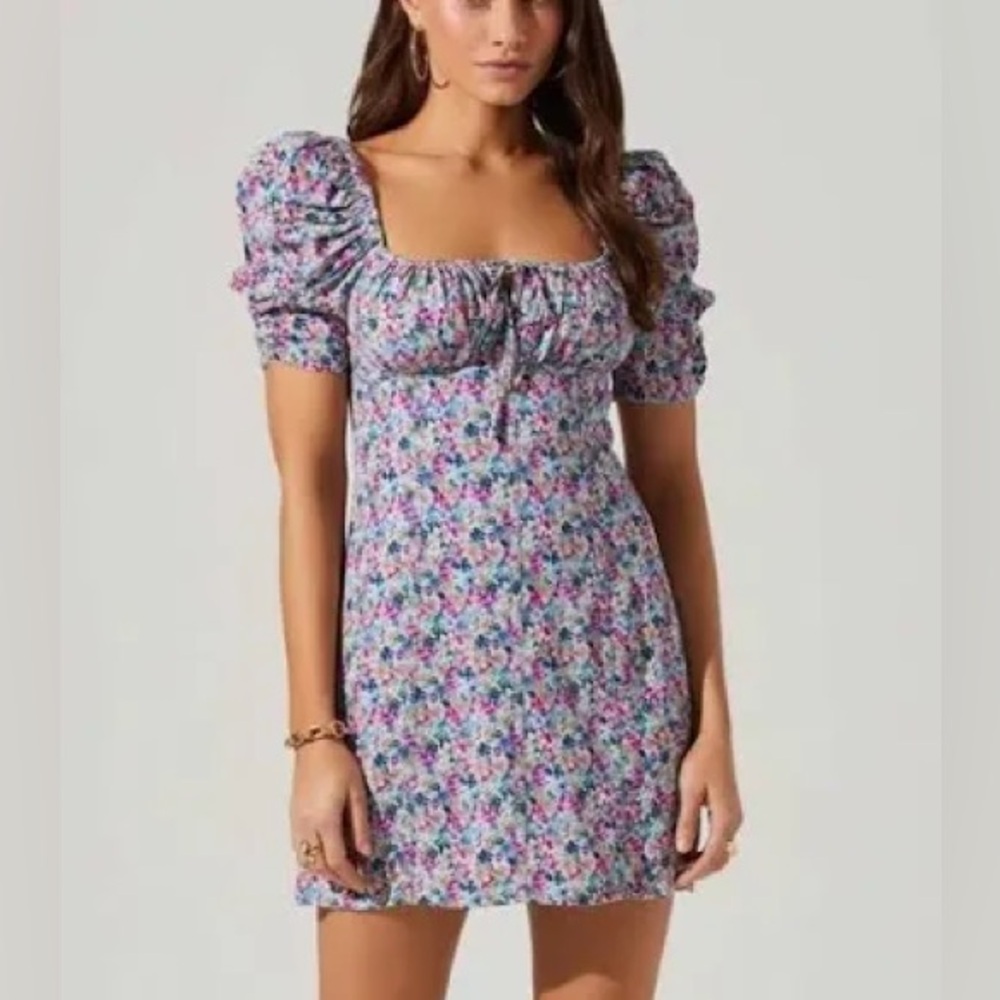 ASTR The Label Floral Puff Sleeve Mini Dress